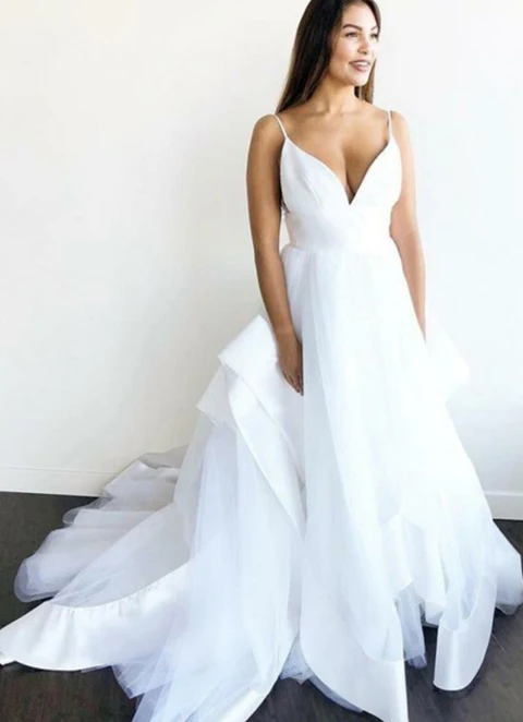 Ball-gown/princess V Neck Sleeveless Chapel Train Tulle Wedding Dress With Ruffles