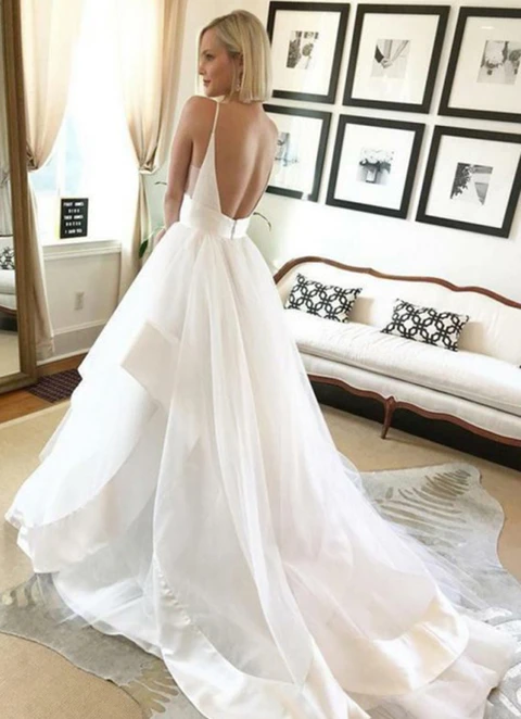 Ball-gown/princess V Neck Sleeveless Chapel Train Tulle Wedding Dress With Ruffles