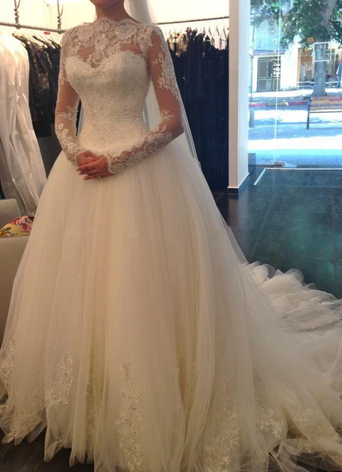 Ball Gown Scalloped Neck Full/long Sleeve Court Train Tulle Appliqued Lacewedding Dress