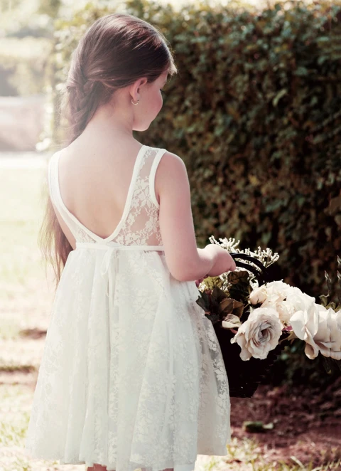 Ball-gown/princess Knee-length Scoop Sleevesless Lace Flower Girl Dresses