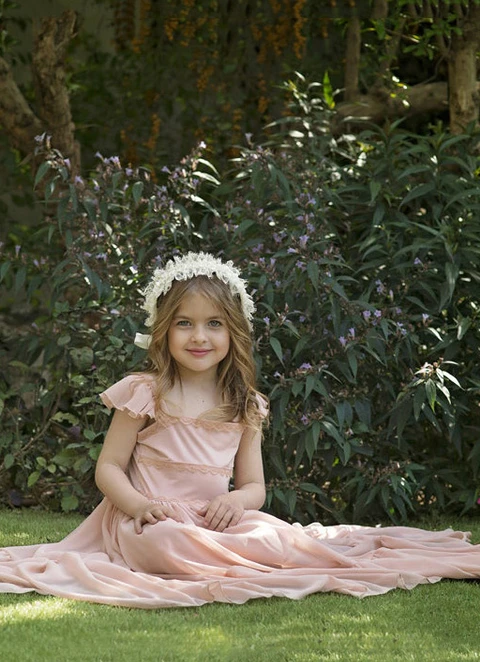 A Line Floor-length Square Sleevesless Chiffon Flower Girl Dresses With Pleated