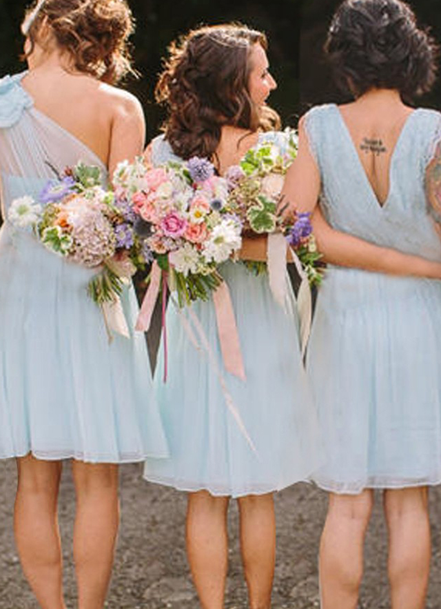 A-line Sleeveless V Neck Knee-length Chiffon Bridesmaid Dresses With Lace