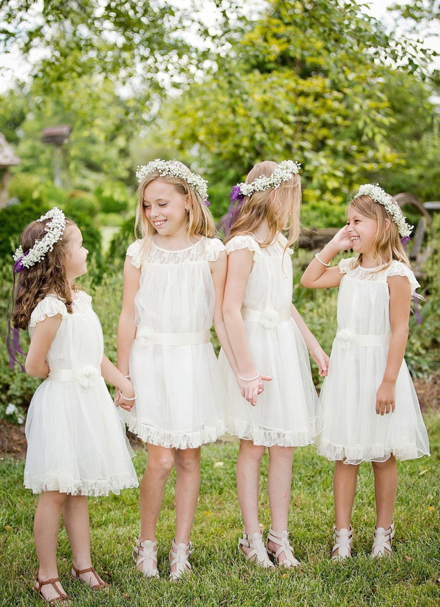 A Line Knee-length Scoop Sleevesless Organza Flower Girl Dresses With Waistband