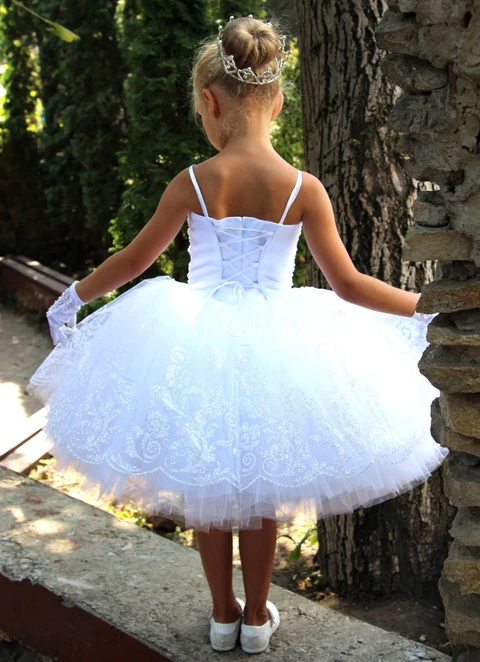 Ball-gown/princess Square Neckline Tea-length Lace Flower Girl Dresses With Beaded