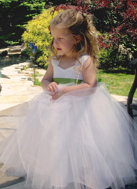 Ball-gown/princess Floor-length Sweetheart Sleevesless Tulle Flower Girl Dresses With Sashes