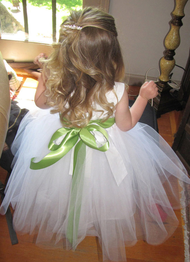 Ball-gown/princess Floor-length Sweetheart Sleevesless Tulle Flower Girl Dresses With Sashes