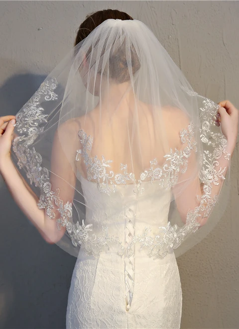 Double Layers Short With Hair Comb Fine Silver Lace Lace Veil